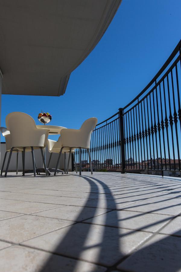 Residence Il Girasole 1 Alba Adriatica Εξωτερικό φωτογραφία